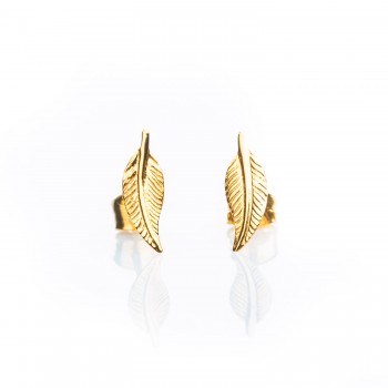 Boucle d'oreille femme plume en or 18 carats.