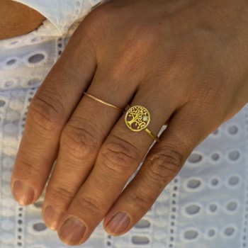 Bague femme arbre de vie et diamant 0,03 carats en or 18 carats.