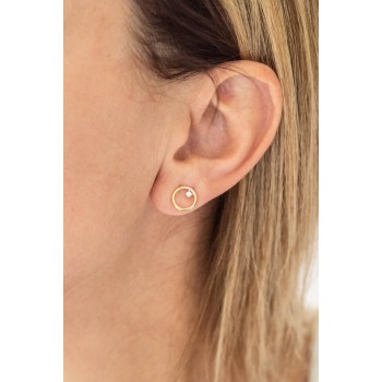 Boucles d'oreilles cercle fil rond  serti d'un diamant de laboratoire.