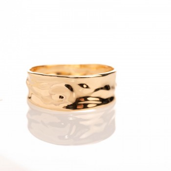 Bague en or froissé 9 carats 7mm.